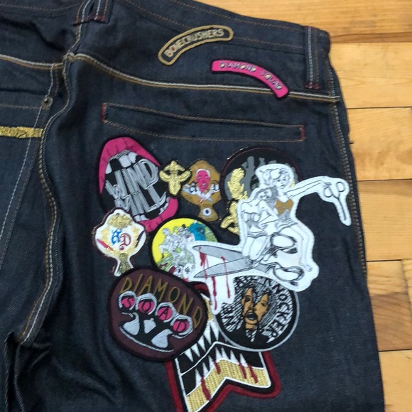 Clothes - Picture 6 of 7